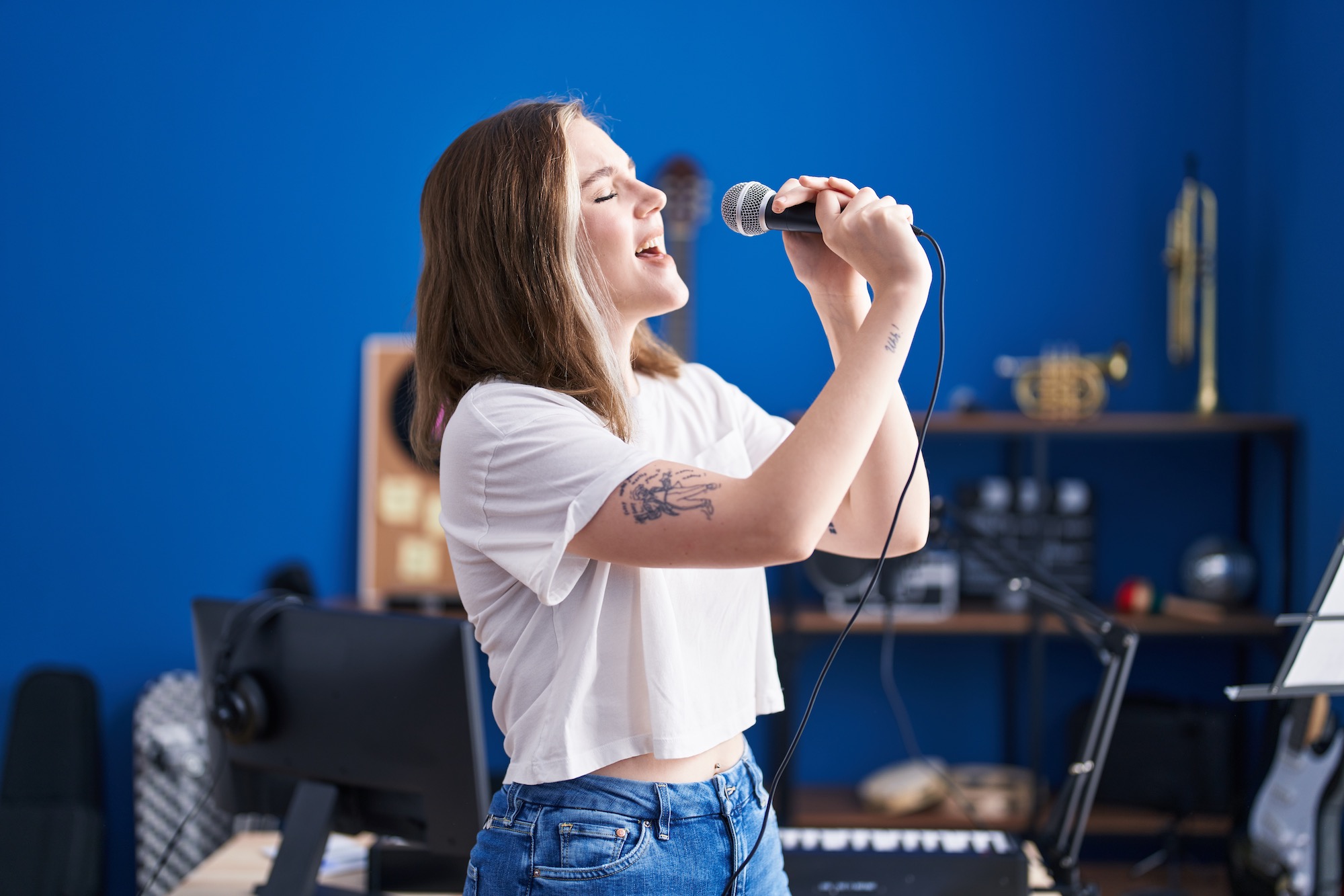 Unleash Your Voice: Expert Vocal Training at Bassilicaivel